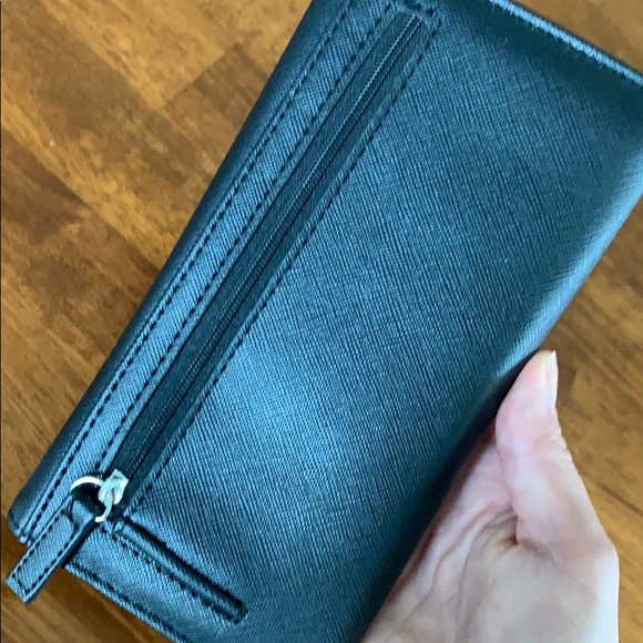 Black Wallet - Picture 5 of 5